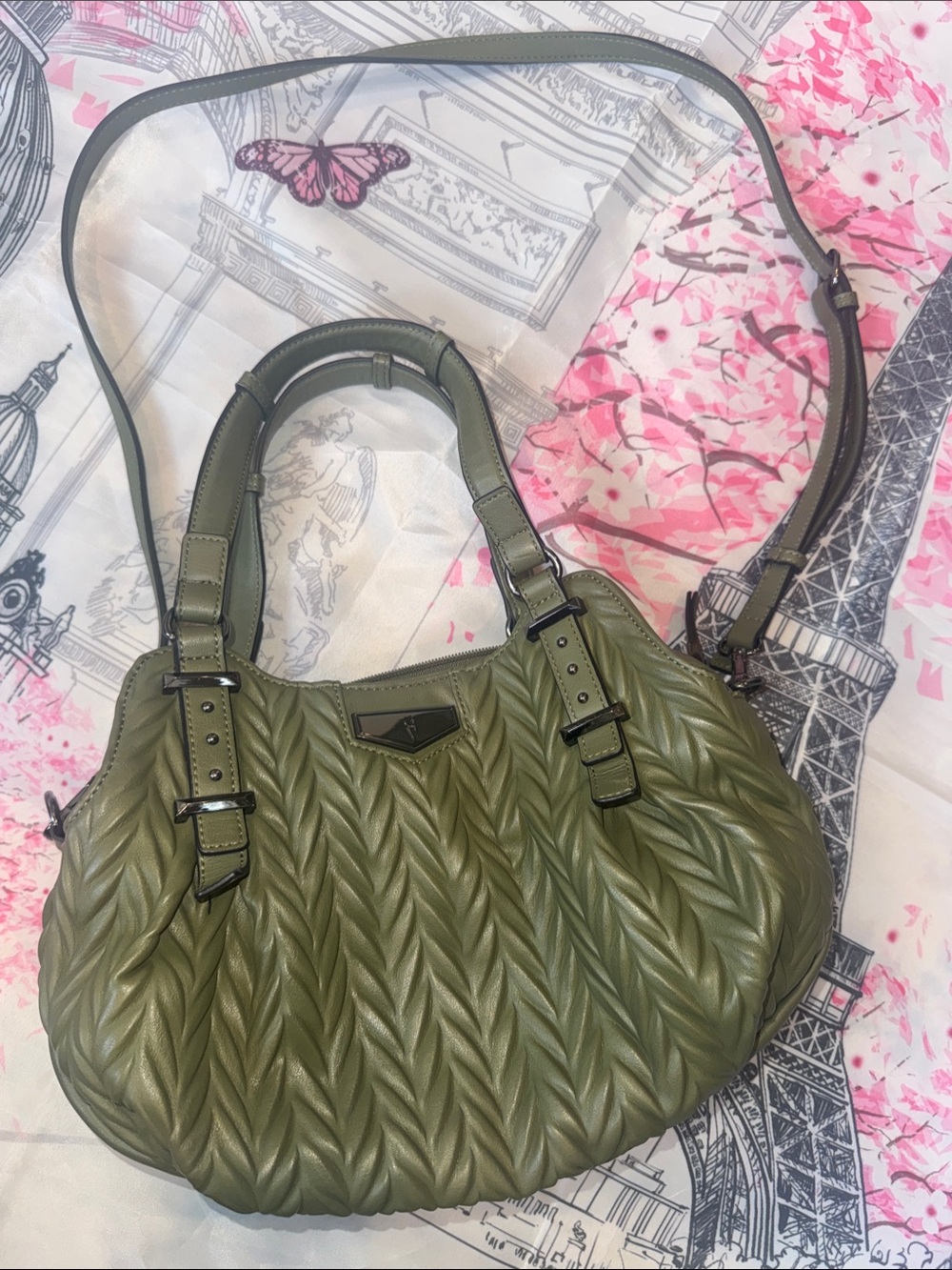USED Simply Vera Vera Wang Olive Quilted Leaf-Pattern Shoulder Bag